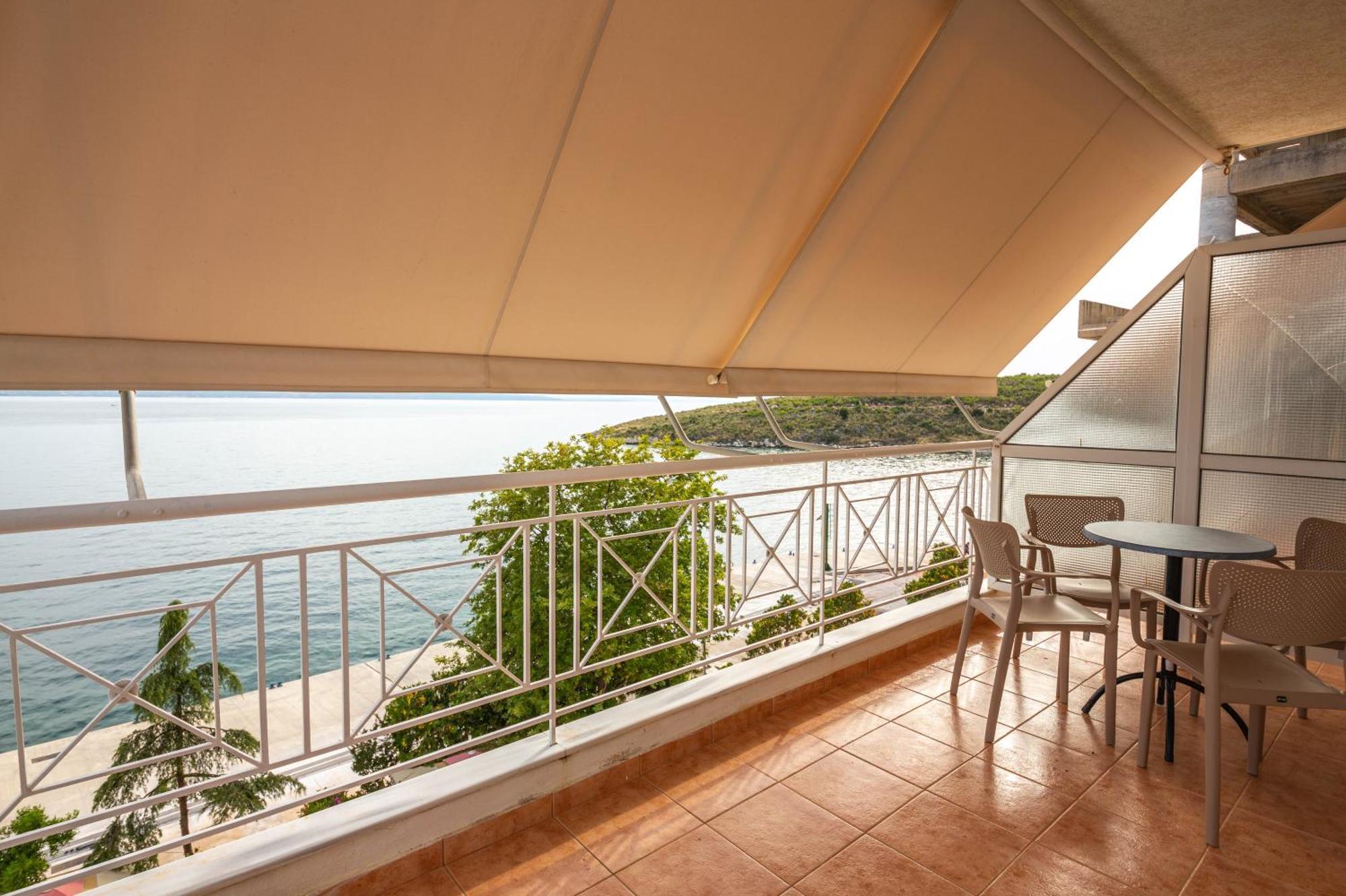 Apartments Cikuli Sarande Luaran gambar