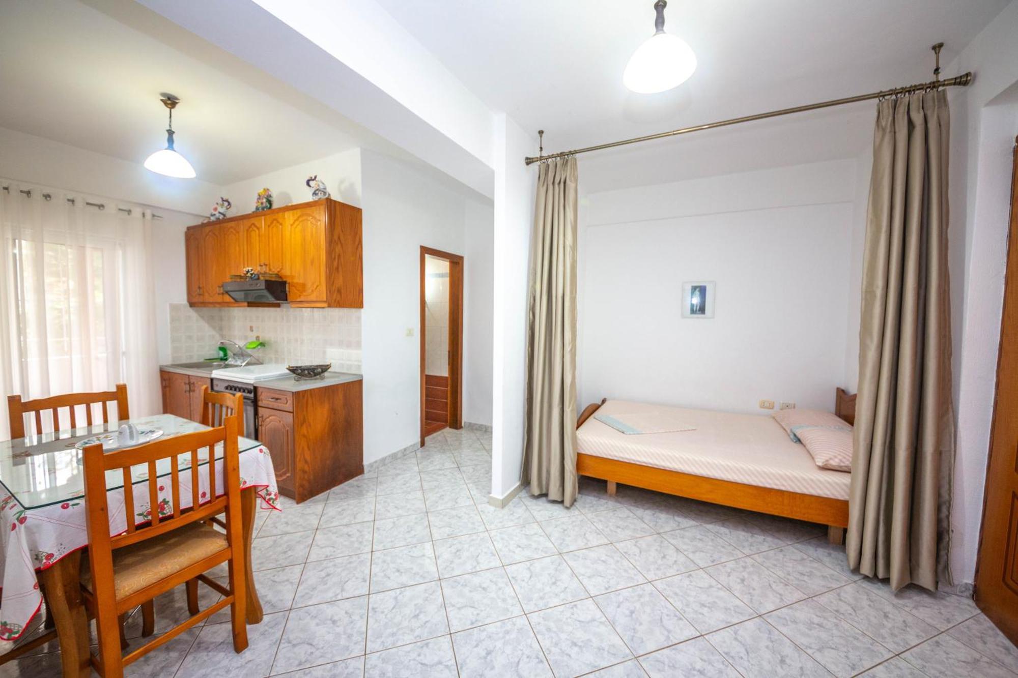 Apartments Cikuli Sarande Luaran gambar